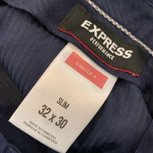 Mens express performance dress pants.  Size 32x30